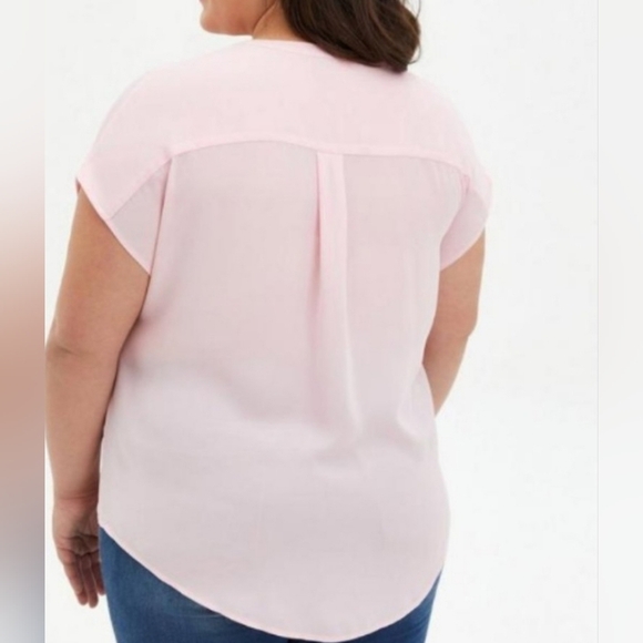 Torrid Georgette Light Pink Zip Front Cap Dolman Sleeve Blouse 1X Women’s - Picture 2 of 7